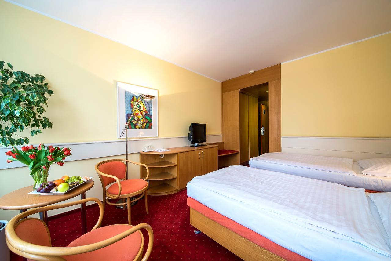 Hotel Jana Přerov Εξωτερικό φωτογραφία
