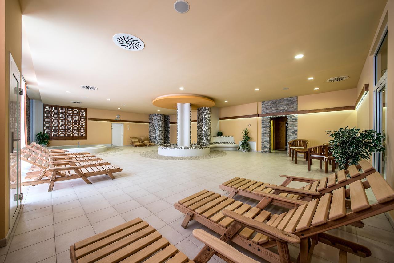 Hotel Jana Přerov Εξωτερικό φωτογραφία