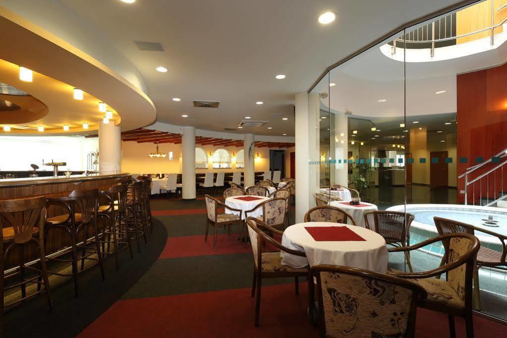 Hotel Jana Přerov Εξωτερικό φωτογραφία